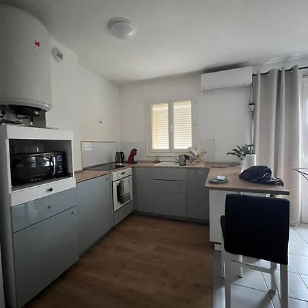 Appartement Climatise Avec Parking A Albi Esterno foto